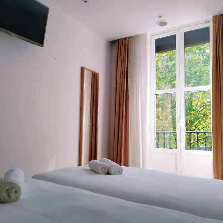 ゲストハウス Sarriegi サン・セバスティアン